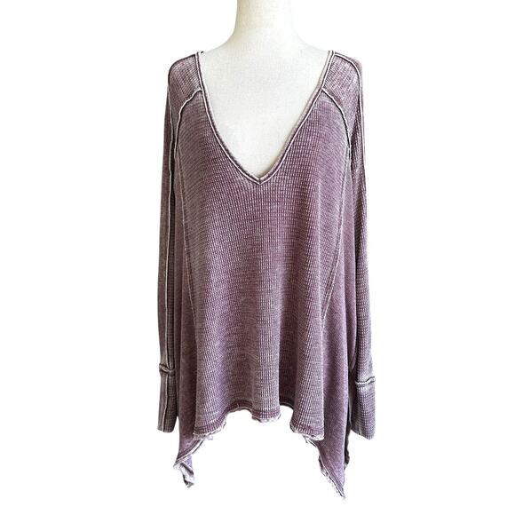 Free People Maroon Waffle Distressed Oversize V-neck Shirt Women's Size XS 62-13 - Picture 1 of 6